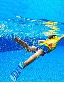 1 对，短款青少年脚蹼游泳脚蹼，游泳训练脚蹼，适合女孩、男孩、成人、男士和女士初学者