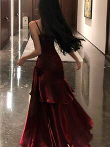 优雅复古修身紧身派对礼服，酒红色细肩带，适合生日、宴会、舞会、春季婚礼等场合。 - 酒紅色 - 查看 11