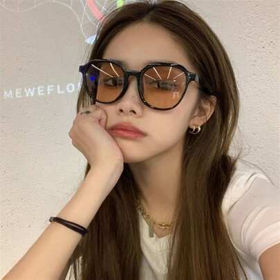 1 副男女通用新款韩版时尚超大眼镜，适合大脸，适合街拍