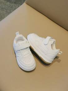 1 双儿童白色运动鞋，新款设计女童/男童运动鞋，防滑、轻便、软底，适合日常穿着和各种休闲场合的休闲鞋 - 白色 - 查看 4