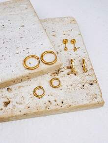 Set Anting Klasik CZ 4 Pasang, Dapat Ditumpuk, Cocok untuk Wanita; Anting Fashion Berlapis Emas 14K yang Indah, Desain Stud Datar, Cocok untuk Cuping Telinga, Tulang Rawan, Helix, dan Tindik Lainnya, Cocok untuk Anak Perempuan - Emas - View 3