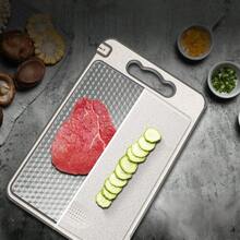 优质不锈钢切菜板，双面厨房砧板，内置磨刀器和蒜泥器，防滑硅胶包裹，可用洗碗机清洗，最佳礼物之选 - 米色 - 查看 5