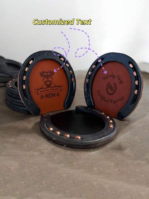 1 Stück personalisierter Hufeisen Untersetzer - Strapazierfähige rutschfeste und hitzebeständige Getränkeuntersetzer für Zuhause & Büro, elegante PU-Leder Untersetzer mit Logo Personalisierung - ideal für Whisky & Tee & Kaffeetassen, personalisierte Untersetzer, verschiedene Muster, Geschenke für Neuvermählte, Einweihungsgeschenke, Geschenke für Freunde