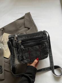 1件装女士休闲牛仔斜挎包，多拉链封口小方包，多口袋休闲单肩包，适合日常使用，经典牛仔风格，绗缝拼接装饰，迷你斜挎包是送给想要更轻便、更方便的女孩的最佳礼物。