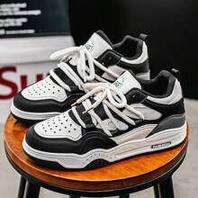 1 Pair Men's Casual Lace-Up Letter Print PU Skateboarding Shoes, Non-Slip Outdoor Sports Sneakers