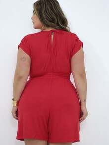 Macaquinho Feminino Plus Size Malha Trabalhada Vicenza Short Liso Elegante - Vermelho - Visão 5