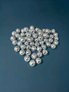 20 Stücke Mini Discokugeln silbrig hängende Dekorationen reflektierende Spiegelkugeln 70er Disco Party Zubehör für Weihnachten Festlichkeiten, perfekt für Halloween, Weihnachten, Geburtstag, Hochzeitsfeier Dekorationen