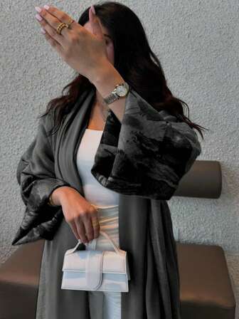 1 Piece Of Women's Elegant Classic Cashew Print Geometric Pattern Splicing Sleeve Style Abaya Robe Showcases Elegance And Refined Style, Suitable For All Seasons And Cultural Events, Suitable For Daily And Formal Occasions, Suitable For All Seasons, Multi-Purpose Parties, Holidays And Travel