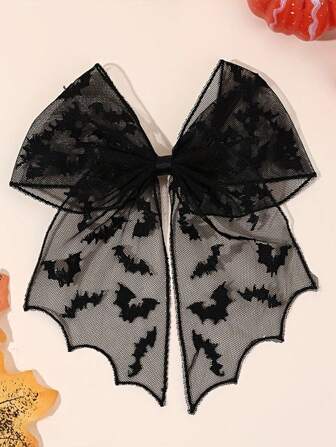 1pc Gothic Halloween Bat Hair Clip - Lace Trim Design, Suitable For Girls, Costume Parties, Daily Wear - Lightweight Durable Hair Accessory, Halloween Costume & Gothic Fashion Gift, Horror Aesthetic, Stylish Hair Clip, Decorative Hair Accessory