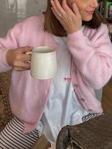 春秋新款百搭单排扣短款粉色开衫 - 女士休闲纯色圆领长袖单排扣短款开衫 百搭必备，轻松打造造型，适合日常休闲穿着，非常适合约会和通勤 - 粉色 - 查看 2