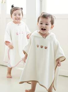 1pc Adorable Pattern Kids Cartoon Hooded Bath Towel, Children Bathing Supplies, Suitable For All Seasons, Essential For Beach, Bathroom And Travel