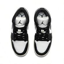 Nike Jordan 1 Low SE Vintage Panda 女款帆布运动鞋，帆布面料，黑色，摔纹皮革，经典款 FB9893-101 - 黑白 - 查看 9