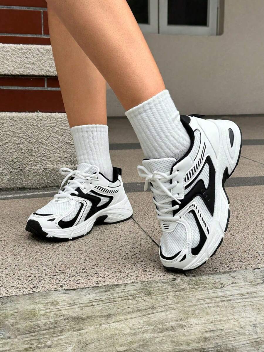 Soft Leather Thick-Soled Height-Enhancing Sneakers, Women's Breathable Mesh 2025 Spring, Summer And Autumn New Casual Running Shoes, Music Festival Millennial Style Back To School Must-Have - Đen tuyền - Xem 1