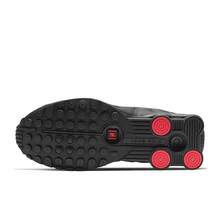 女款 NIKE SHOX R4 休闲运动鞋，低帮 AR3565-004 - 黑色 - 查看 3