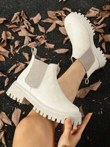 Botines urbanos con plataforma dentada y ajuste de agujetas para un look moderno y audaz  Elegante  Bohemio - Blanco - Ver 1