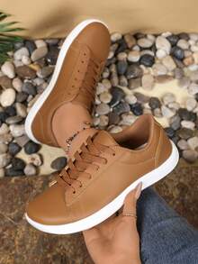Women's Plus Size Wide Toe Box Minimalist Synthetic Leather Patchwork Lace-Up Barefoot Sneakers For Outdoor Sports - Brown - View 3