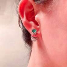 Nuevos y elegantes pendientes de moda, pendientes que se pueden usar por delante y por detrás, joyas con circonita cúbica sintética brillante verde, encantadores pendientes pequeños para damas, regalo de cumpleaños para mujeres