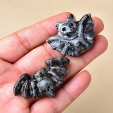 CUPIDCRYSTAL Exquisite Natural Crystal Carving Bat, Unique Design, Healing Crystal, Stones Containing Energy, Energy Healing Meditation Stone, Perfect For Home Decor & Gift Giving, For Pocket Decoration, For Halloween Gift, From The Brand