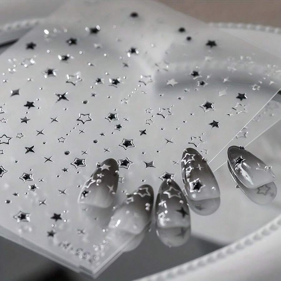 Whimsical Star Charm Nail Art Stickers - 3D Embossed, Cartoon Style, Glossy Finish, Self-Adhesive, Disposable, No Needle, Plastic Surface Embroidery Design, Perfect For Manicure And Pedicure Accessories - 黑色+銀色 - 查看 1
