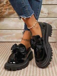 女士蝴蝶结装饰厚底休闲尖头一脚蹬乐福鞋，黑色，优雅平底鞋，适合日常穿着，春秋季