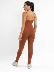 Women's Long Polyamide Fitness Gym Jumpsuit With Thin Straps - 鏽棕色 - 查看 7