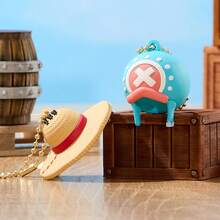Miniso One Piece Series LUFFY Straw Hat Shaped Small Pendant, Exquisite Details Restore the Classic, Share Sailing Fun as Decoration or Collection (1 PC) - 彩色 - 查看 4