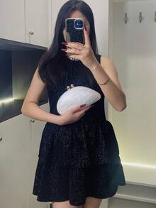 2025春季时尚婚礼手拿包，欧美风格亚克力亮面晚宴手提包，蛋形单肩包，个性斜挎，完美搭配舞会配饰，完美搭配新娘派对