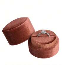 1 Pcs Round Single Slot Velvet Box, Elegant Ring Gift Box, Ring Holder, Soft And Light, Perfect Proposal Wedding Ring Box, Wedding Must Haves, Jewelry Box.(4*4*4.3cm)