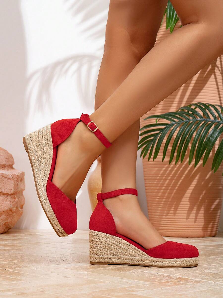 Women's Round Toe Platform Thick Sole Woven Bohemian Style Beach Holiday Sandals - Red - View 1