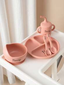 5 件个性化定制婴儿硅胶餐具套装吸盘碗盘子吸管杯软勺叉定制婴儿餐具喂养训练晚餐套装冬夜礼物返校冬季礼物创意男孩女孩情人节多功能字母婴儿时尚柔软可爱卡哇伊独特定制宝贝礼物 - 彩色 - 查看 4