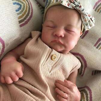 Realistic 19inch 48cm Reborn Doll Sleeping Baby Soft Vinyl Limb, Cloth Body Toy Newborn Girl Art Toys For Kids Christmas Gift Alive