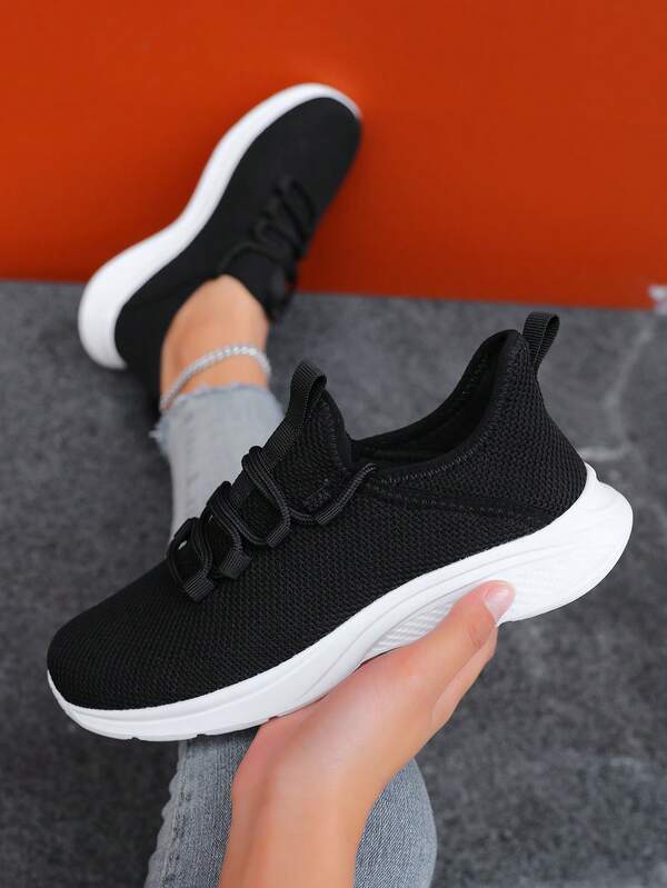 女士加大码休闲灰色轻便透气运动跑步鞋，适合春秋季