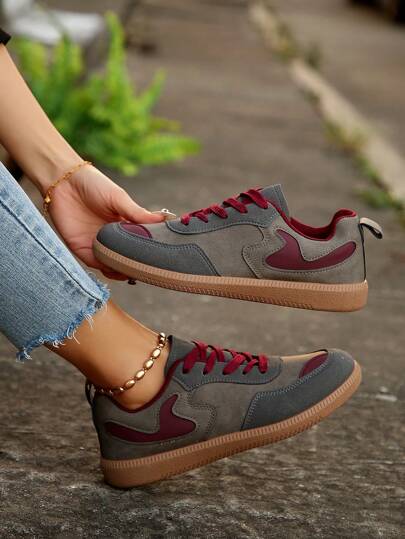 秋冬女士橡胶底皮革拼布休闲运动鞋，适合圣诞节、春节、日常穿着