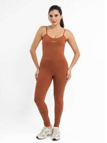 Women's Long Polyamide Fitness Gym Jumpsuit With Thin Straps - 鏽棕色 - 查看 4