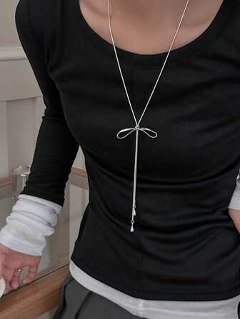 女士简约蝴蝶结吊坠项链，韩式独特设计长项链配饰，百搭，2025 年春夏新品