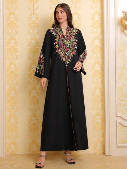 Bata elegante para comercio transfronterizo y ultramar de Oriente Medio, bata de talla grande con bordado de cuerda dorada de Dubai, bata de kaftan bordada por computadora con cuentas estilo turco, bata abaya de talla grande para mujeres BC4603A (personalizada)