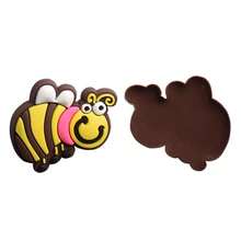 Miękkie, płaskie naklejki z motywem motyli i pszczół | 20 sztuk | Materiał PVC | Nadaje się do ozdabiania etui na telefony, spinek do włosów, artykułów DIY, prezentów na Boże Narodzenie, Święto Dziękczynienia, Halloween, prezentów urodzinowych, drobnych upominków na imprezę (miękkie naklejki + żywica) - Wielokolorowe - Zobacz 4