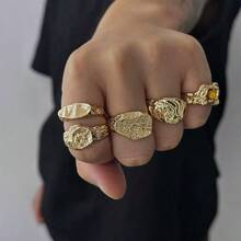 5 Pieces Of Retro Creative Asymmetrical Metal Gold Liquid Lava Abstract Gemstone Ring, Simple And Stylish Geometric Multi-Element Overlay Ring Set, Suitable For Men's Daily And Party Decoration Charm Jewelry - 金黃色 - 查看 2