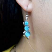 1 Pair Bohemian Creative Wavy Blue Earrings - Hypoallergenic - Suitable For Daily Wear And As Gifts, Holiday Parties, Birthday Parties, New Year And Valentine'S Day Presents Bohemian Creative Curve Wave Earrings European And American Inlaid Hyland Cat's Eye Gemstone Earrings
