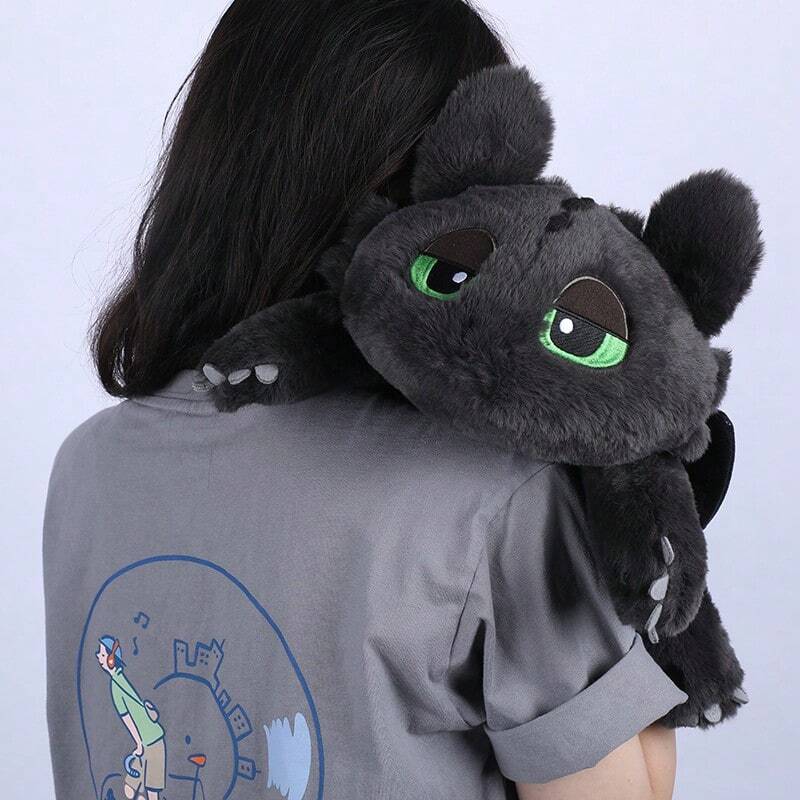 Universal Pictures ​​ Officially Licensed Toothless Sleeping Dragon Plush Pillow - Soft Cuddly Healing Design, Birthday Gift For Kids & Dragon Lovers