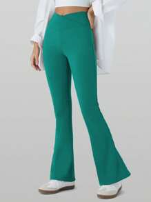 RUNONWHEELS 5 高腰喇叭裤日常健身运动紧身裤，女式提臀瑜伽紧身裤，女式高腰交叉设计喇叭紧身裤 - 墨綠色 - 查看 8