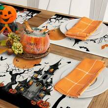 1/2/4/6 Piece Table Mat Set, Halloween Themed Style, Bat Pattern Print, Size 30x45 Cm. Polyester Halloween Placemats Are Suitable For Home Kitchens/Heat-Resistant Tablecloths, Easy To Clean, And Are Ideal Accessories For Home Kitchen Dining Tables. They Are Suitable For Family Gatherings And Indoor Occasions, And Are The Best Choice For Halloween Decoration.