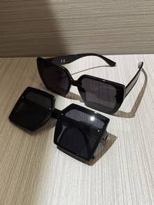 2pcs Unisex Retro Square Oversized Black Sunglasses, Classic Design | UV Protection, Suitable For Outdoor, Beach, Daily Wear And Driving - Black - View 3