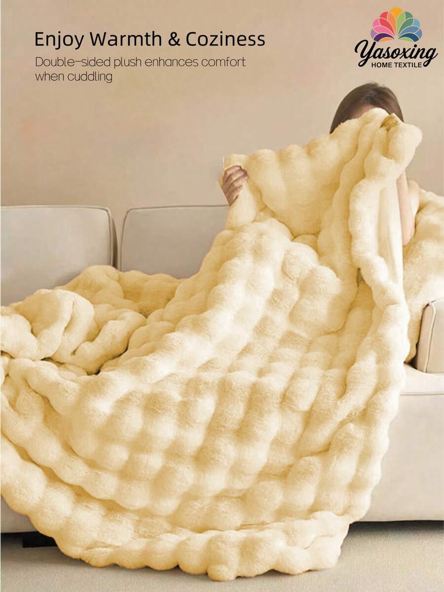 1 chiếc chăn lông thỏ giả mềm mại và ấm áp, kiểu dáng sang trọng, phù hợp cho phòng khách, phòng ngủ, ghế sofa, có các kích cỡ lớn, đôi và cực lớn. Chiếc chăn lông dài sang trọng và mềm mại này rất thoải mái, là lựa chọn lý tưởng cho gia đình, ký túc xá và mùa tựu trường. - Vàng nhạt - Xem 1