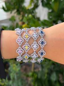 1pc Beautiful 4-Leaf Clover Chunky Cubic Zirconia Paved Luxury Wedding Banquet Bridal Party Bracelet For Women, Holiday Festival Jewelry Gift