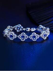 1pc Beautiful 4-Leaf Clover Chunky Cubic Zirconia Paved Luxury Wedding Banquet Bridal Party Bracelet For Women, Holiday Festival Jewelry Gift