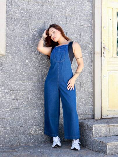 O Macacao que Veste Confiança- Jardineira Jeans