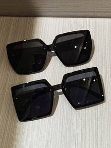 2pcs Unisex Retro Square Oversized Black Sunglasses, Classic Design | UV Protection, Suitable For Outdoor, Beach, Daily Wear And Driving - Black - View 2