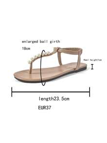 新款时尚女士绑带凉鞋，罗马风休闲一脚蹬凉鞋，黑色、米色、棕色可选，舒适平底沙滩凉鞋，博主推荐厚底凉鞋，夏季沙滩鞋，优雅搭扣低跟圆头凉鞋，简约户外拖鞋。请谨慎下单，因为鞋码可能偏大，每个人的身材比例都不同。百搭平底一脚蹬女士凉鞋