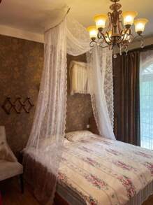 1 件优雅白色蕾丝装饰窗帘，适用于户外凉亭、婚礼派对、客厅和卧室，法式浪漫薄纱面料，可调节床上用品和蕾丝，适合全尺寸/大号床房间装饰家居装饰客厅装饰窗帘 - 白色 - 查看 9